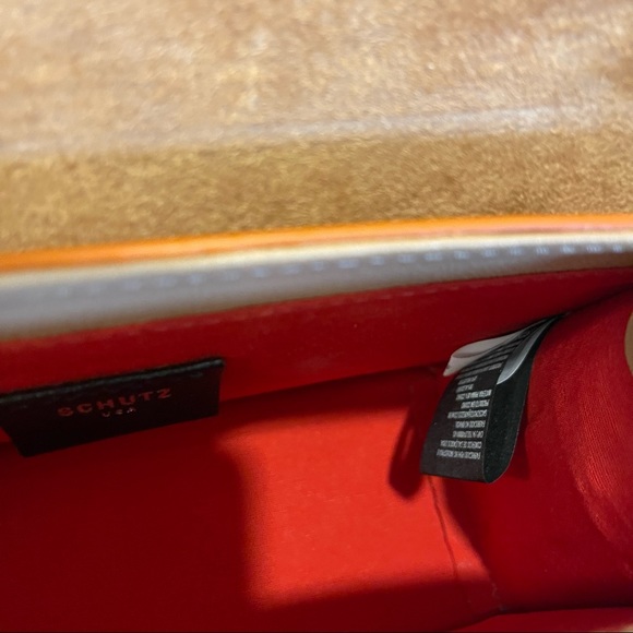 Schutz Premium Hand Bag - Picture 8 of 8